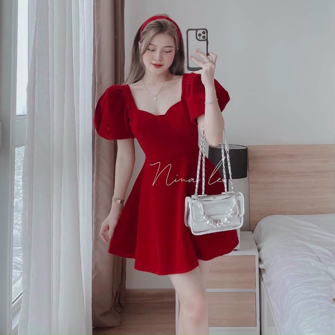 Đầm nhung có mút đỏ cổ vuông,đầm tay ngắn bồng ôm eo dáng xòe đi chơi dạo phố diện tết cực đẹp dx