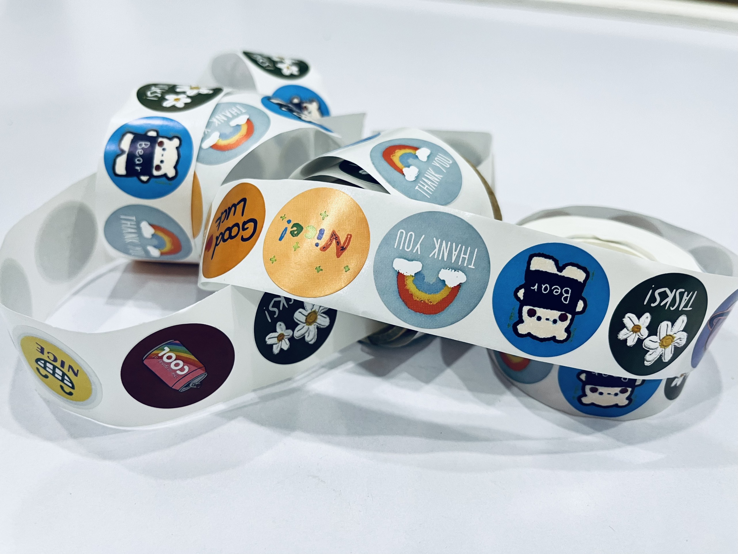 Thẻ từ dán rfid 13.56mhz siêu mỏng - thẻ từ ic - thẻ mifare- sticker rfid 13.56mhz copy nhiều lần