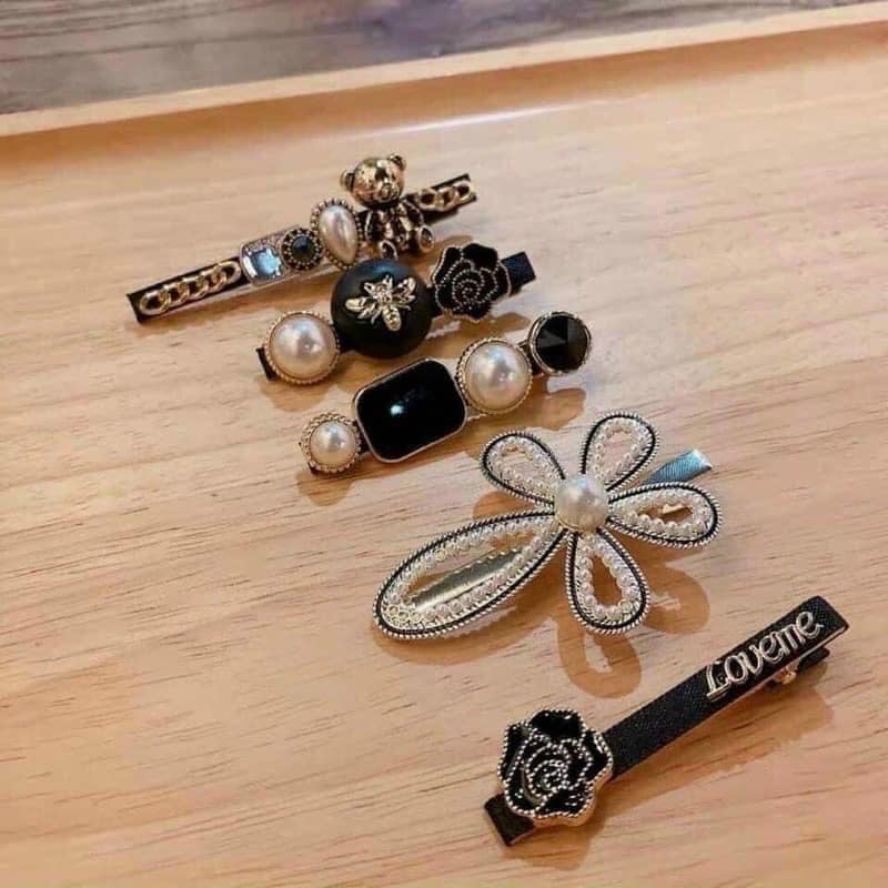 Set 2 vỉ kẹp tóc đính đá - ngọc trai