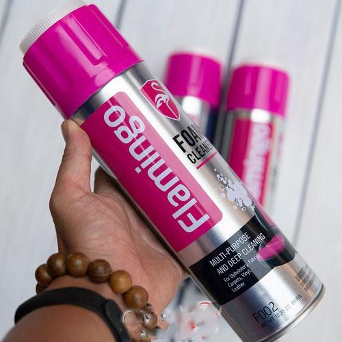 Xịt bọt tẩy nỉ, vệ sinh nội thất xe hơi Flamingo 650ml