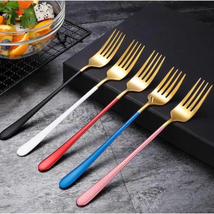 Combo 5 dĩa thìa muỗng inox sus 304 mạ vàng sang chảnh hàng cao cấp, cam kết hàng đúng mô tả, chất lượng đảm bảo an toàn đến sức khỏe người sử dụng