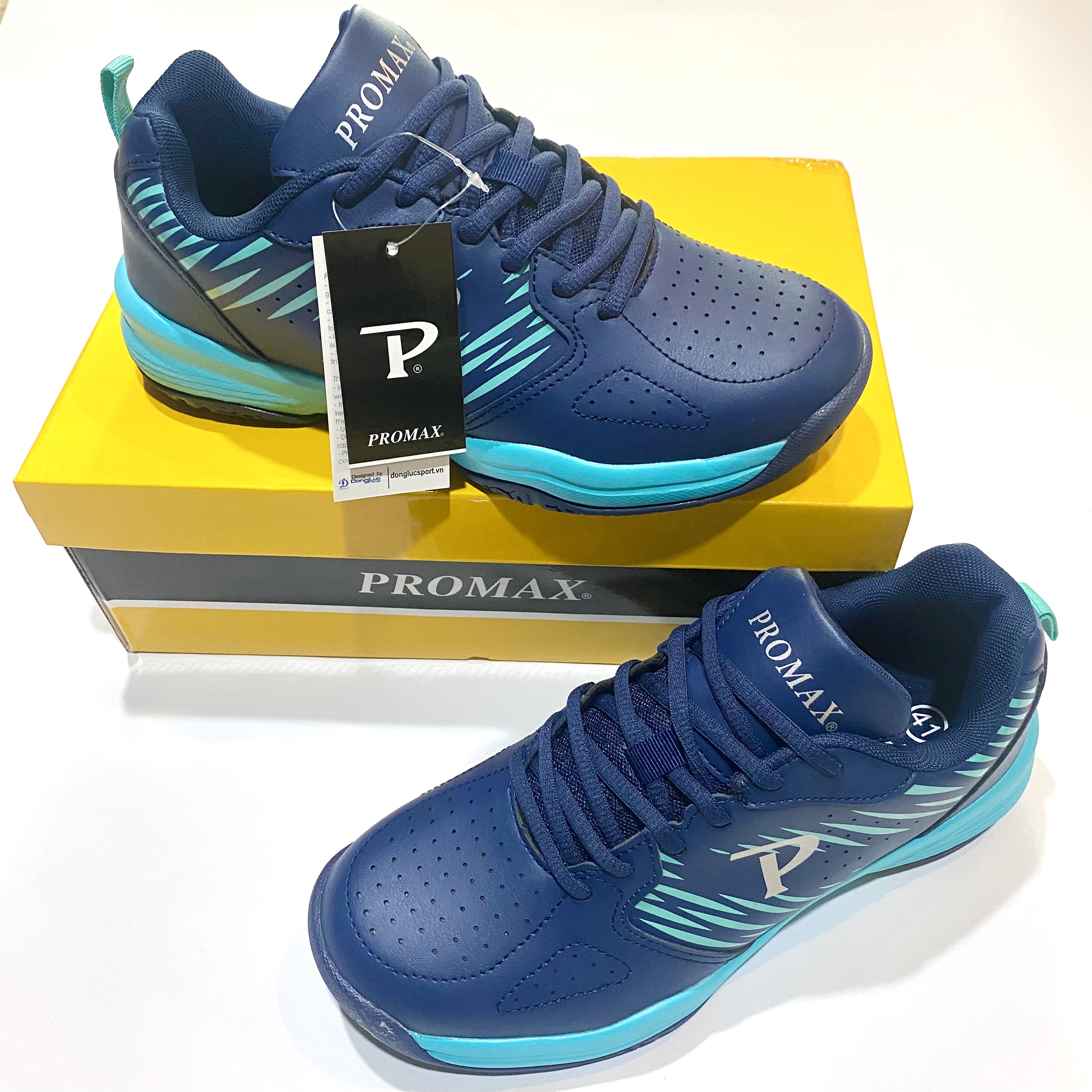 Giày cầu lông PROMAX chính hãng dáng thể thao 2 màu. Da PU bền
