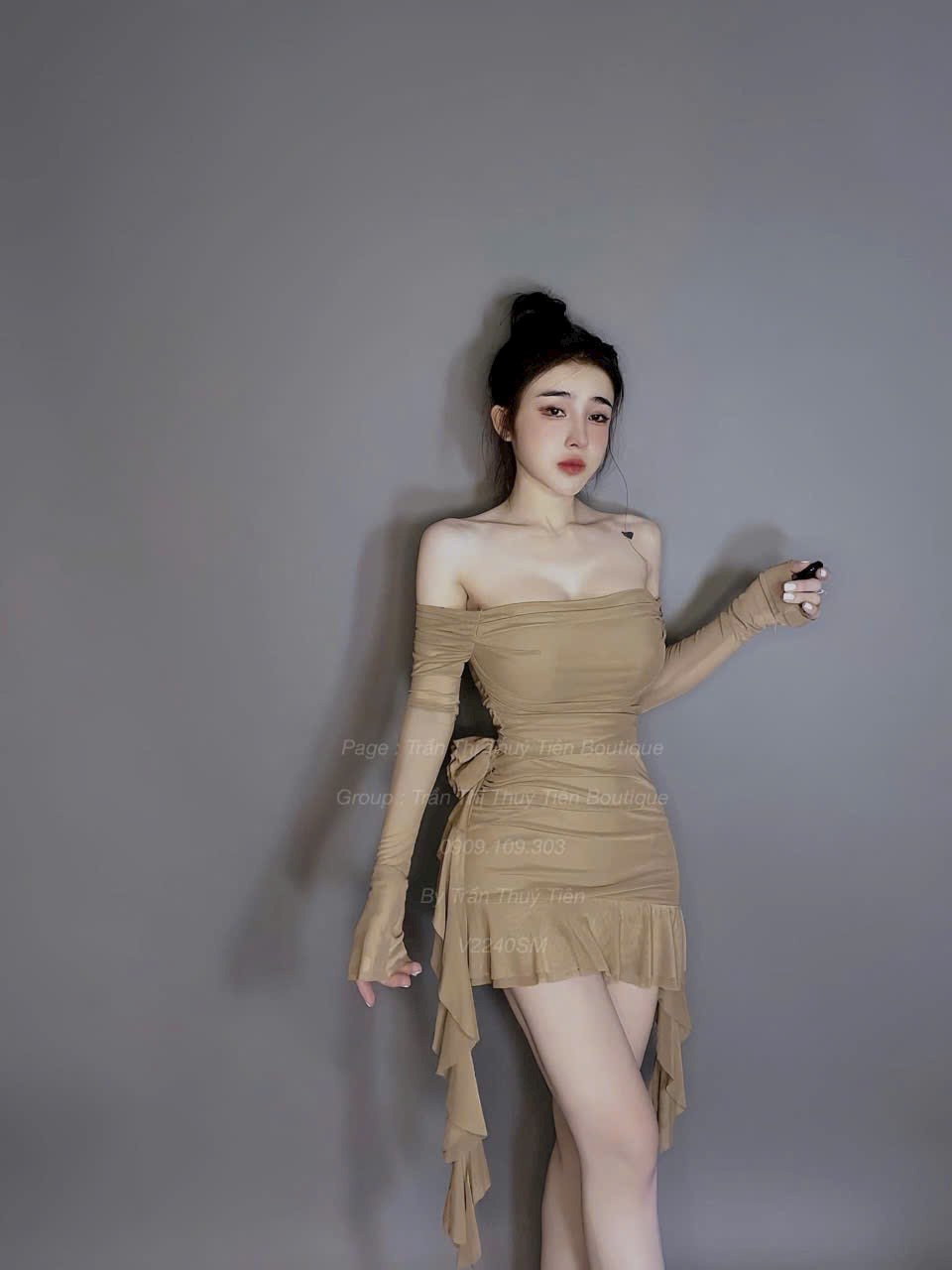 Váy body ôm trễ vai hoa rua siêu xinh ll