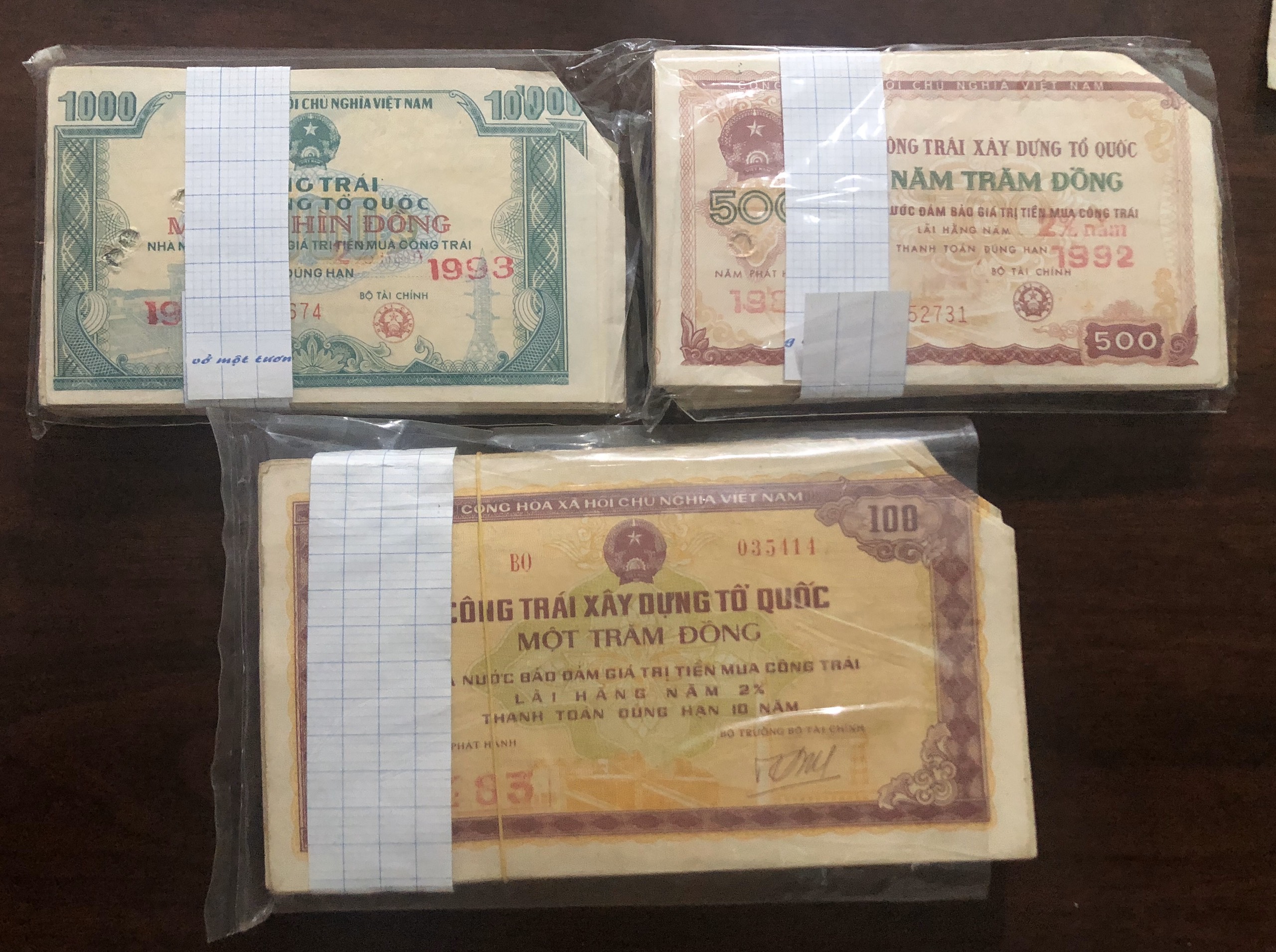 [COMBO 3 loại] CÔNG TRÁI XÂY DỰNG TỔ QUỐC, Vật phẩm bao cấp