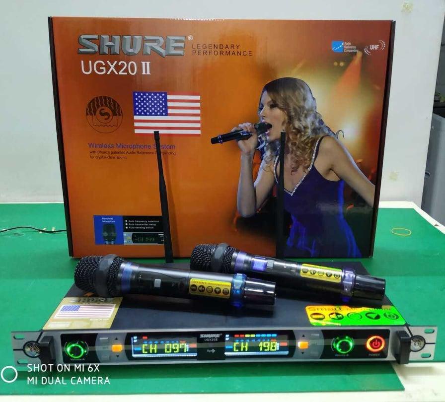Mic ugx 20