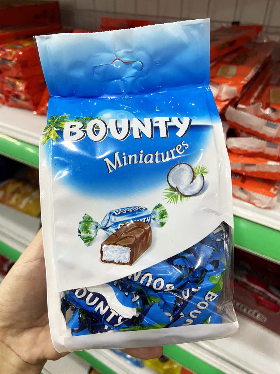 Kẹo socola dừa Bounty Miniatures nhập Đức gói 220gr
