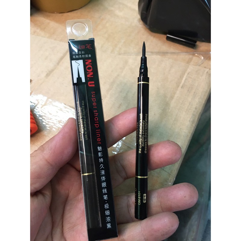 Kẻ mắt nước non.u super sharp line