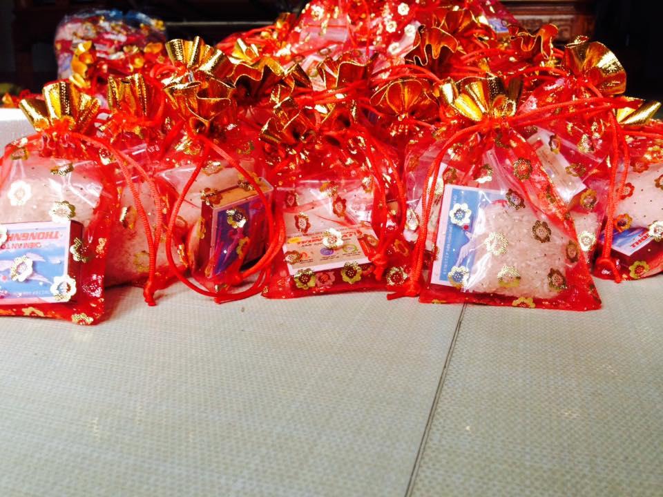 sỉ 100 vỏ túi muối lộc tặng túi zip hàng đẹp lộc về nhà