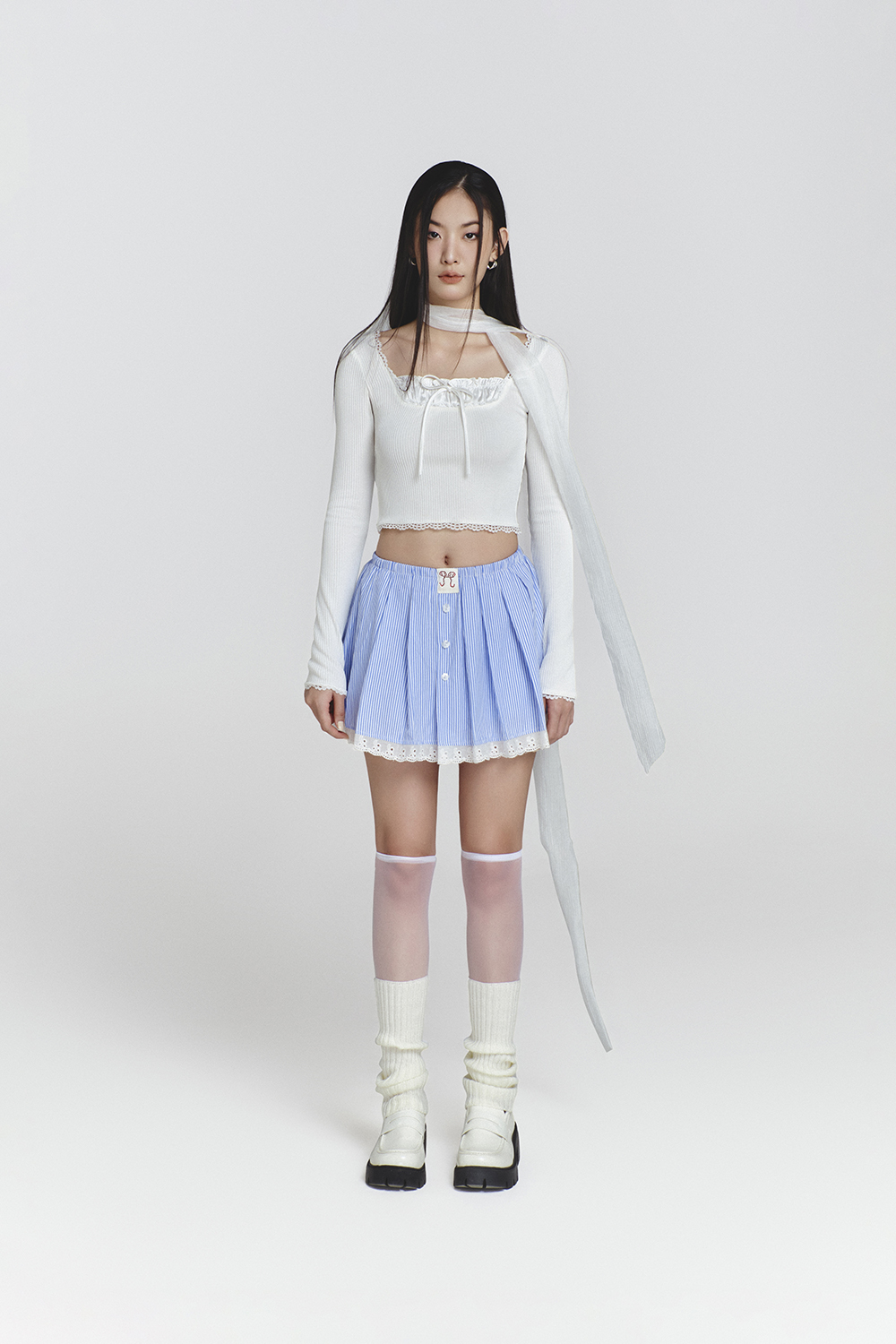 Áo thun SheByShj tay dài phối lụa màu trắng - Emily Top