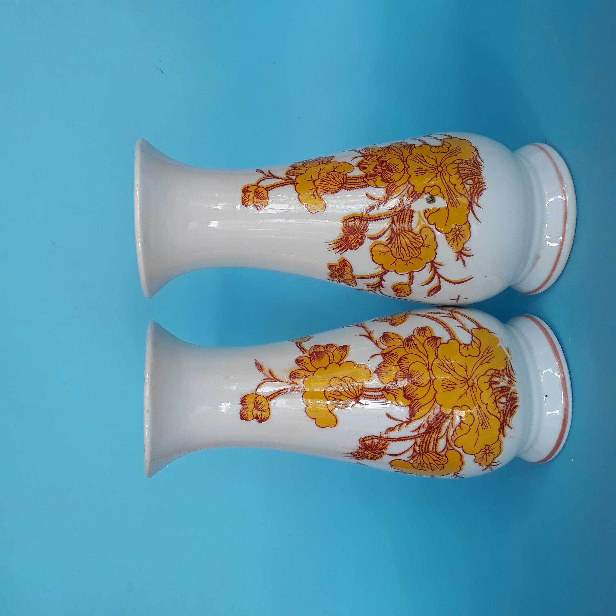 Cặp lọ hoa lộc bình sứ Bát Tràng hoa sen vẽ cao 26 cm