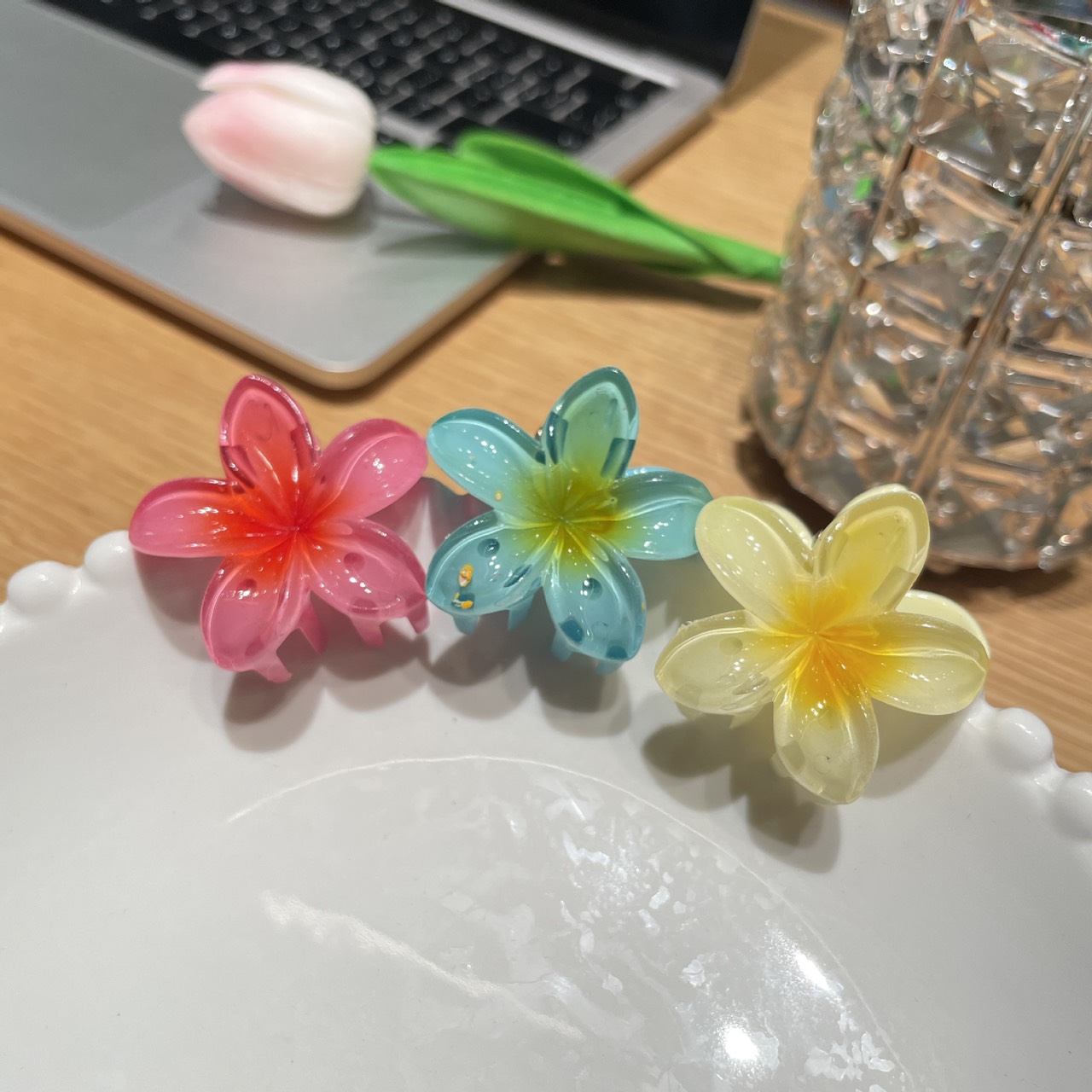 Size 4cm kẹp tóc hoa sứ mini cho bé gái