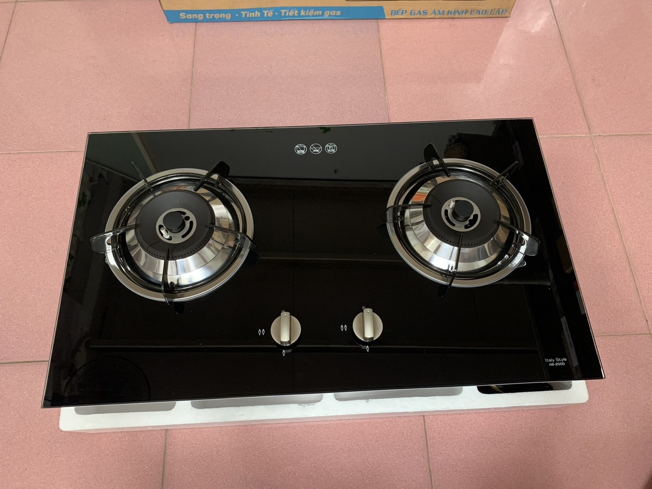 BẾP GAS ÂM KÍNH