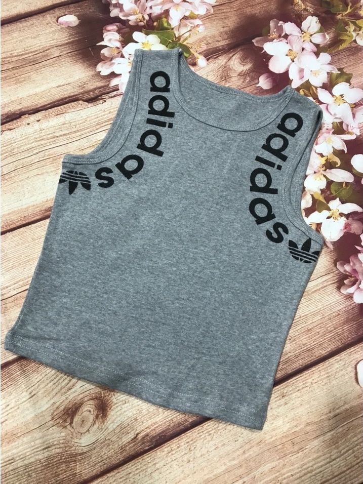 Áo thun croptop nữ sát nách in viển chữ