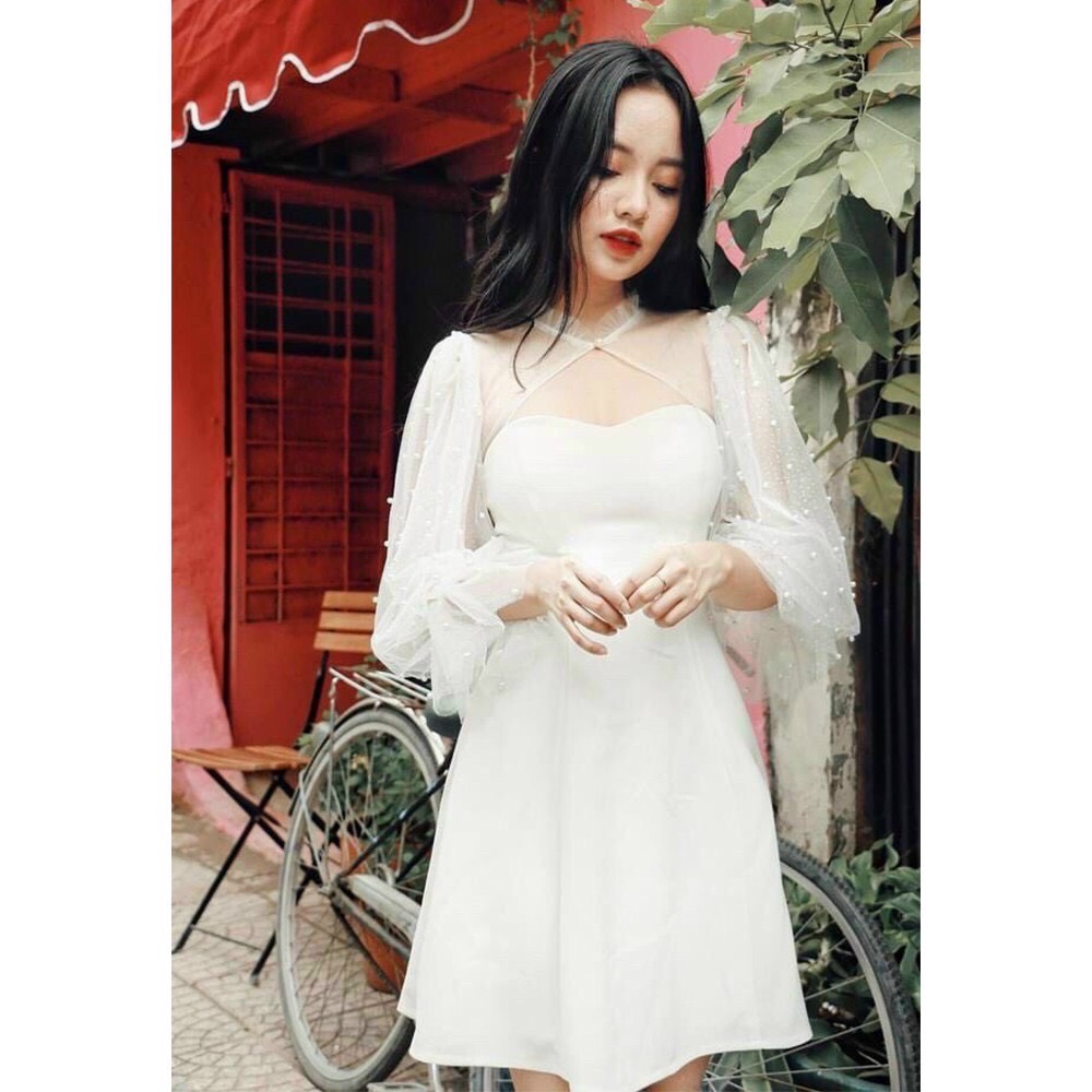 Đầm xòe phối tay lưới nhẹ nhàng