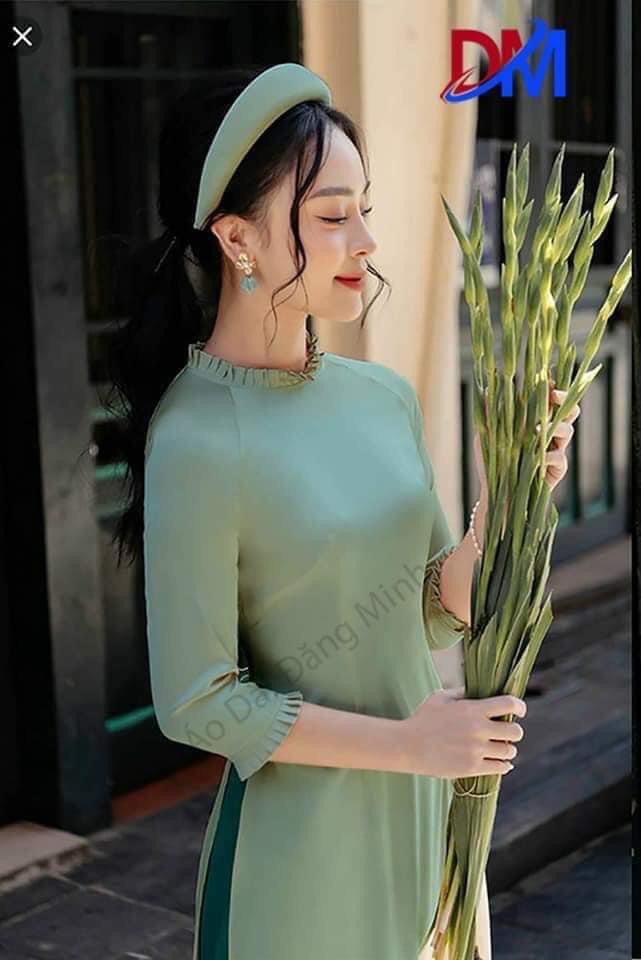 Bộ áo dài lụa ngọc trai thiết kế cổ tay xếp ly