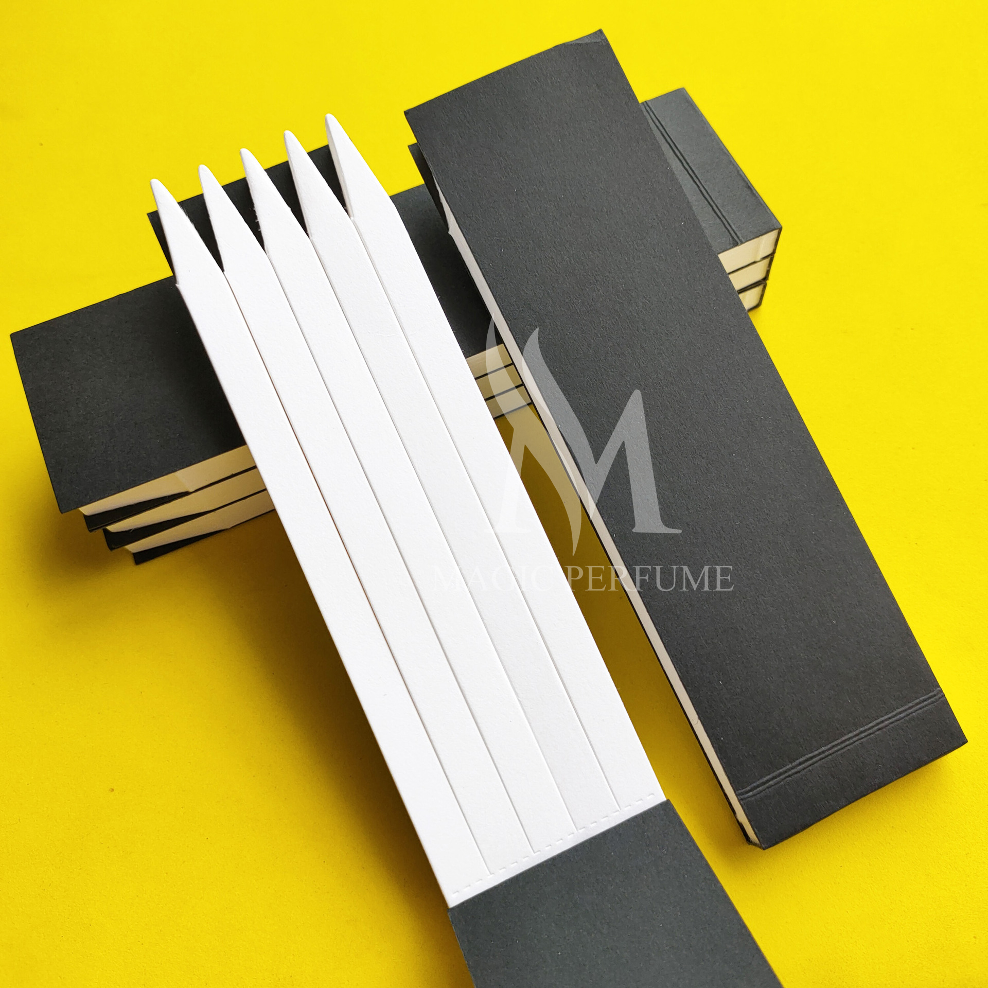 Giấy thử mùi nước hoa loại tốt combo 100 test đầu nhọn