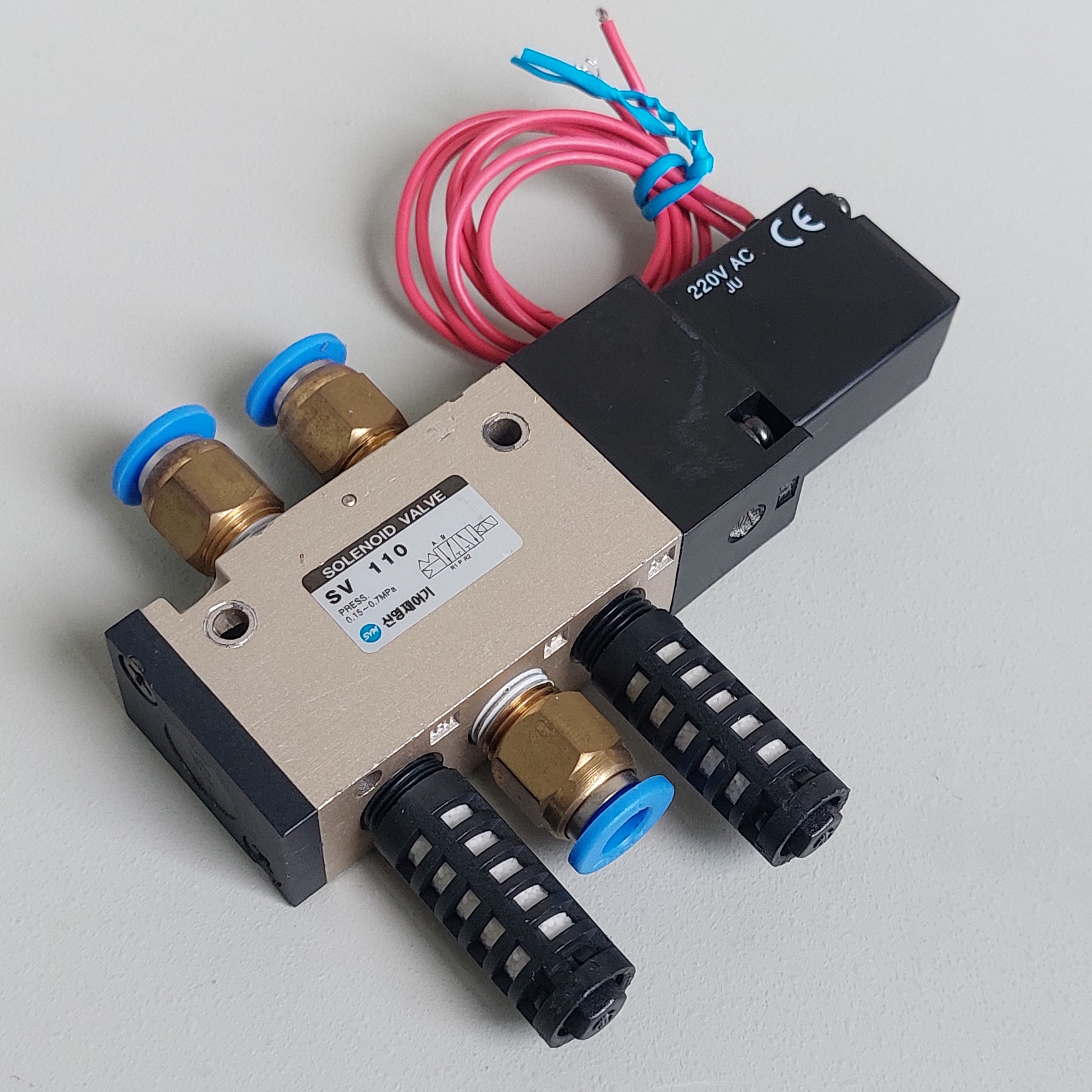 Van điện từ (Solenoid) khí nén KOREA SYM SV 110  valve 5/2 1 đầu điện ren 9.6
