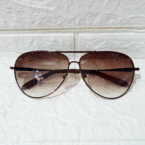 Mắt kính mát kiểu dáng phi công gọng nâu mảnh tròng nâu kích thước 6x5cm phong cách thời trang