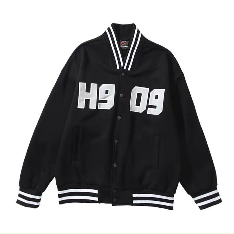 ÁO KHOÁC NAM NỮ BOMBER PHỐI MÀU ĐEN KEM CỰC ĐẸP KIỂU DÁNG BÓNG CHÀY ĐẦY NĂNG ĐỘNG VÀ PHONG CÁCH