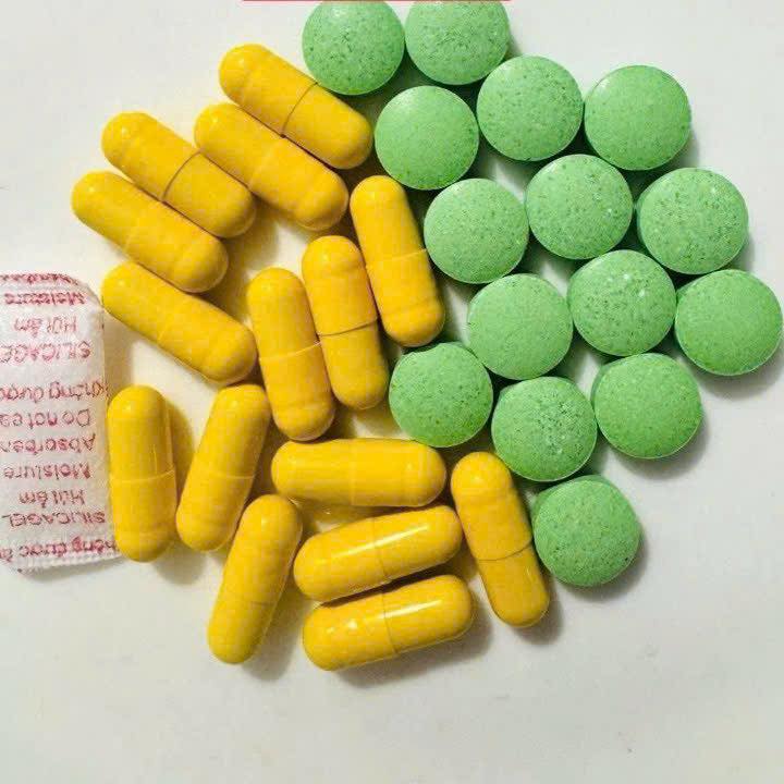  THẢO MỘC GIẢM CÂN SỜN LỲ BODY PLUS VÀ DETOX CẦN TÂY   TÁCH LẼ LIỆU TRÌNH 15 NGÀY  Thay Mẫu TIẾN HẠNH Củ  Sản Phẩm Dành Cho Người Béo Lâu Năm Khó Giảm. 