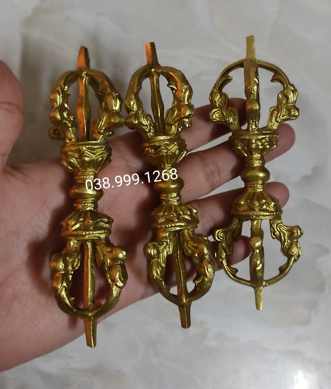 Chày kim cang chất liệu đồng nhiều kiểu loại họa tiết đặc trưng Mật tông Phật Giáo Chày kim cang pháp khí mật tông