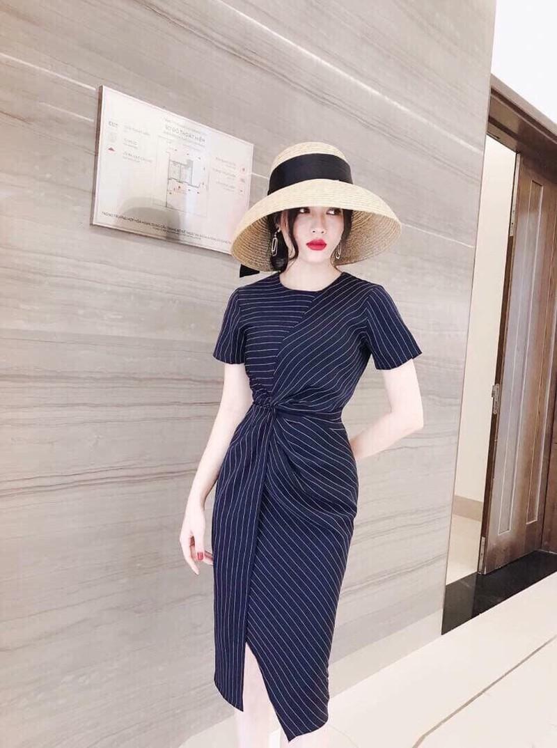 Đầm sọc xoắn eo nana