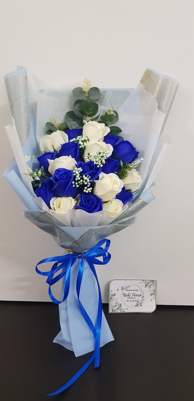 [HCM]Hoa hồng sáp thơm xanh thanh lịch quà tặng kỷ niệm 15 bông kèm hộp