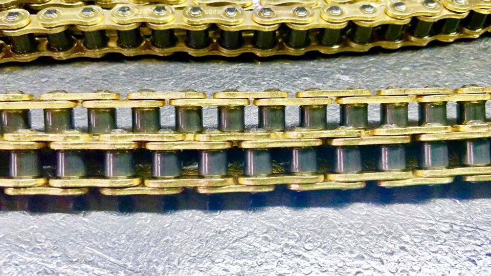 SÊN (XÍCH) X1R-CORONA 428-KHÔNG PHỚT CAO SU 130 MẮT (428H-130L) CHO CÁC DÒNG XE