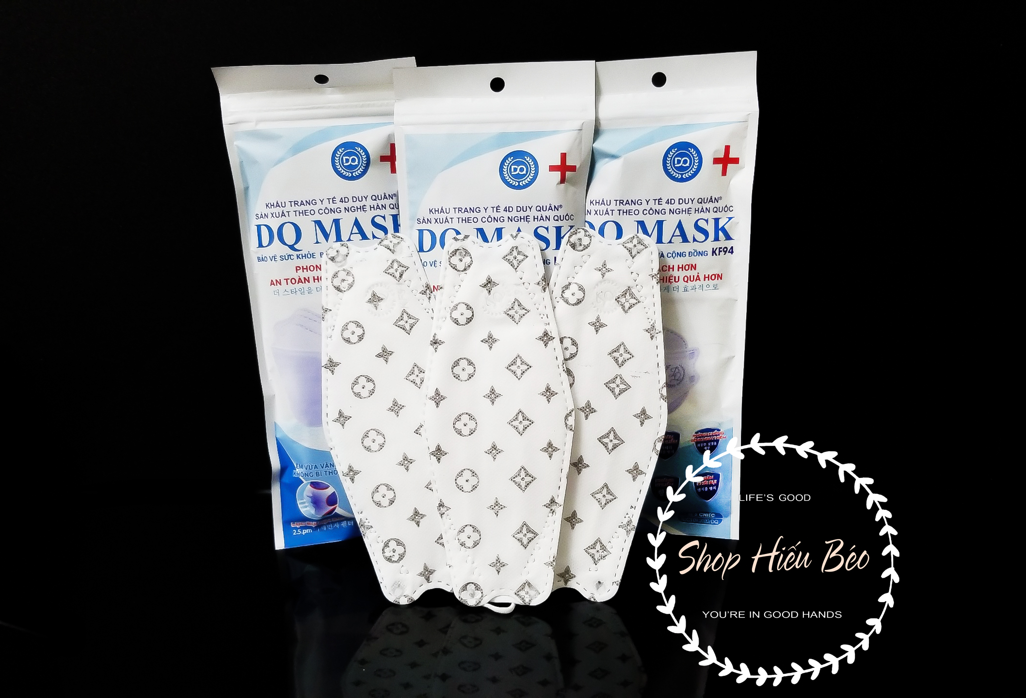 Khẩu trang y tế 4d hoạ tiết iv combo 50 cái công nghệ hàn quốc
