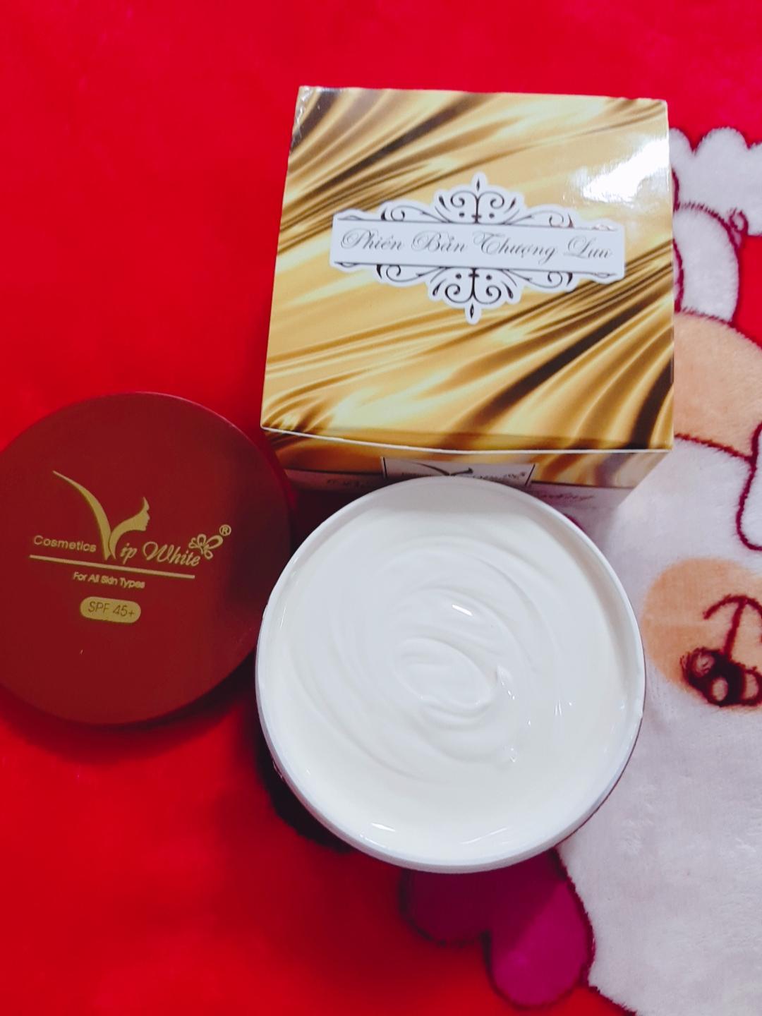 Kem body dưỡng trắng sáng da Vip White Thượng Lưu 200g kem body thượng lưu Vip White kem body truyền trắng Vip White thượng lưu