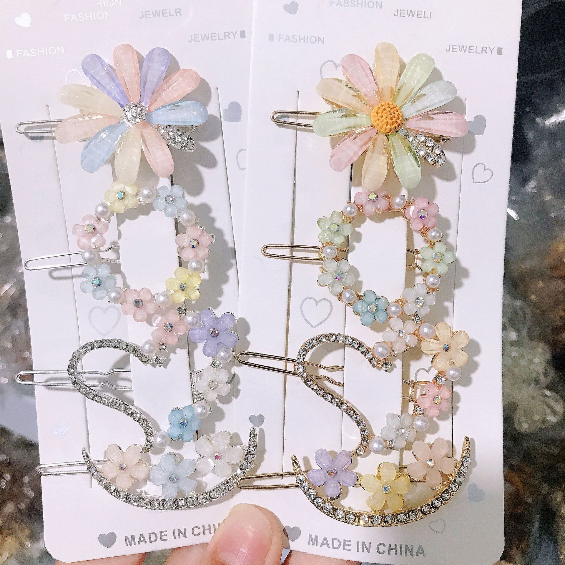 Set kẹp tóc 4 món ngọc trai pha lê hoa tiên phong cách hàn quốc