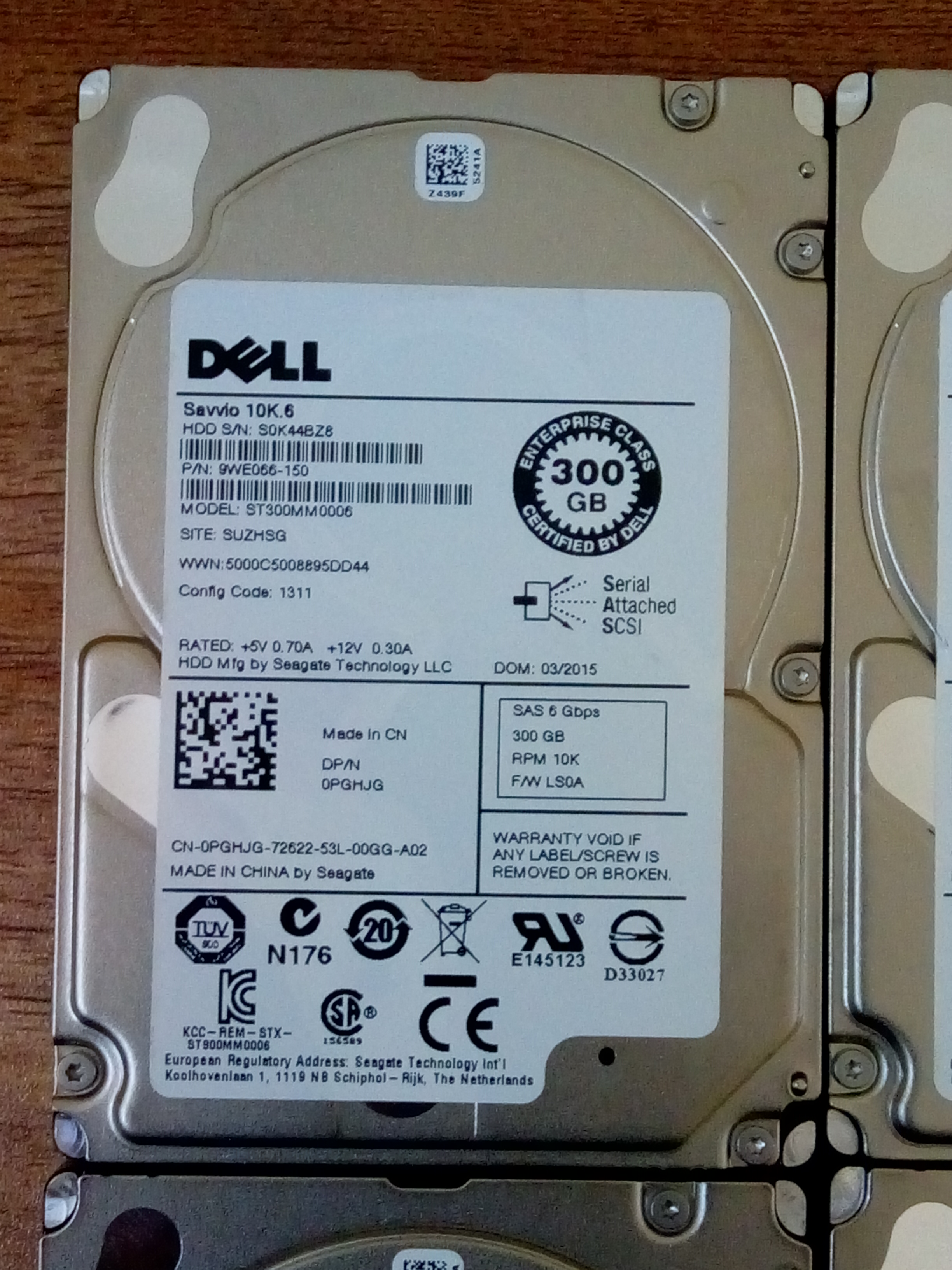 Ổ cứng sas 300gb 10k 2.5 inch, 600gb 10k 2.5 inch, 3.5 inch 1tb 3.5 inch 6gbp/s chuyên dụng cho máy chủ