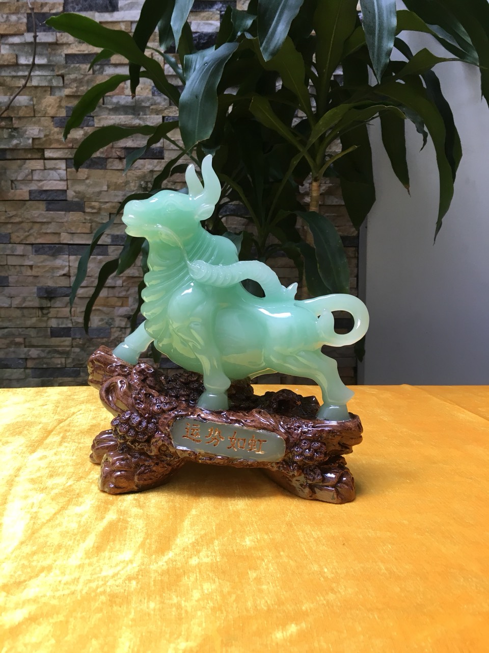 Tượng trâu vàng phong thủy như ý (Trâu cát vàng, Trâu ngọc xanh)