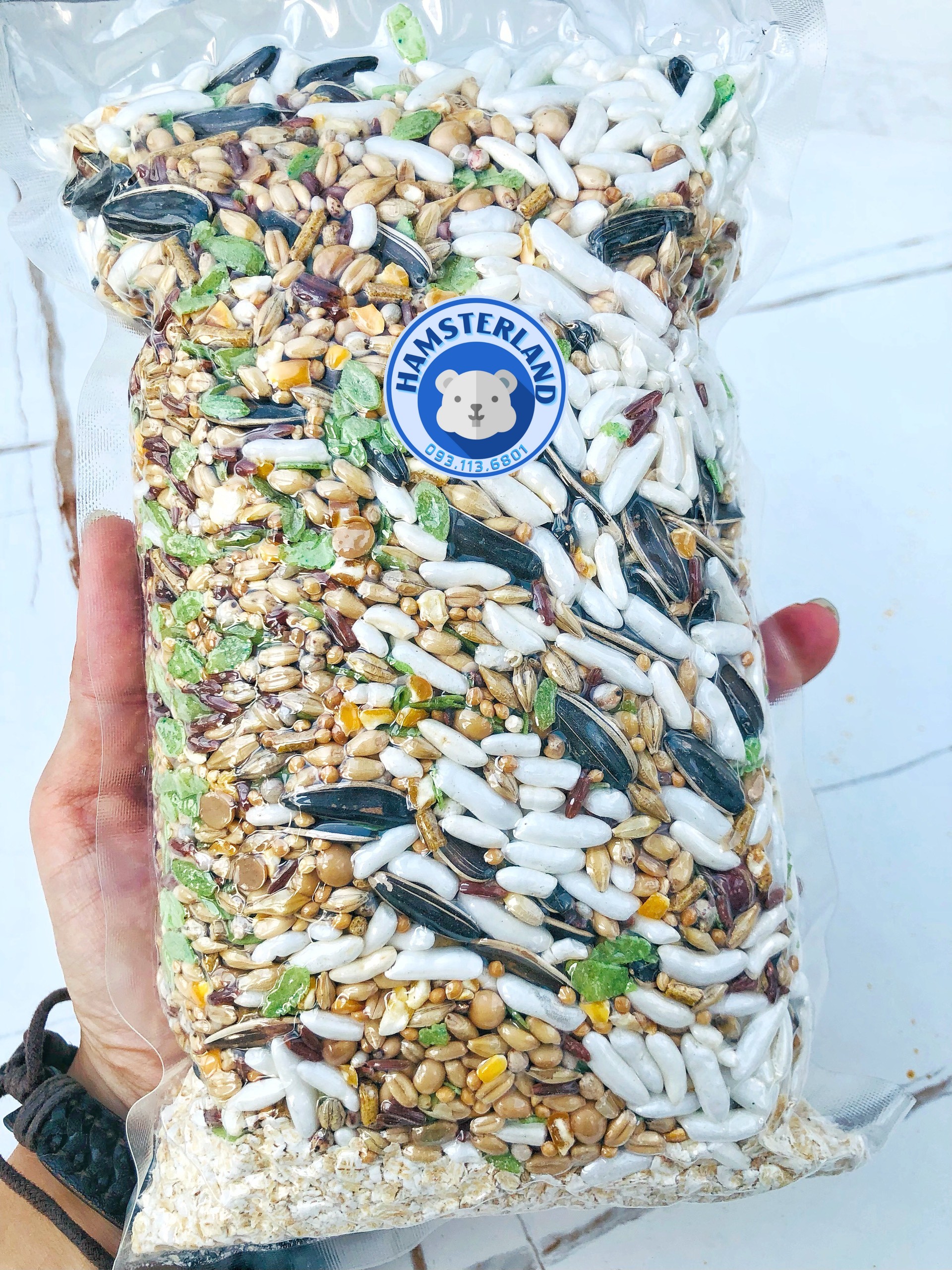 Thức ăn Trộn hamster Căn Bản 500g - 15 loại Đậu Hạt Ngũ Cốc Thơm Ngon & Giá trị Dinh Dưỡng Cao Cần Thiết Trong Khẩu Phần Ăn Hằng Ngày Cho Mọi Dòng Hamster