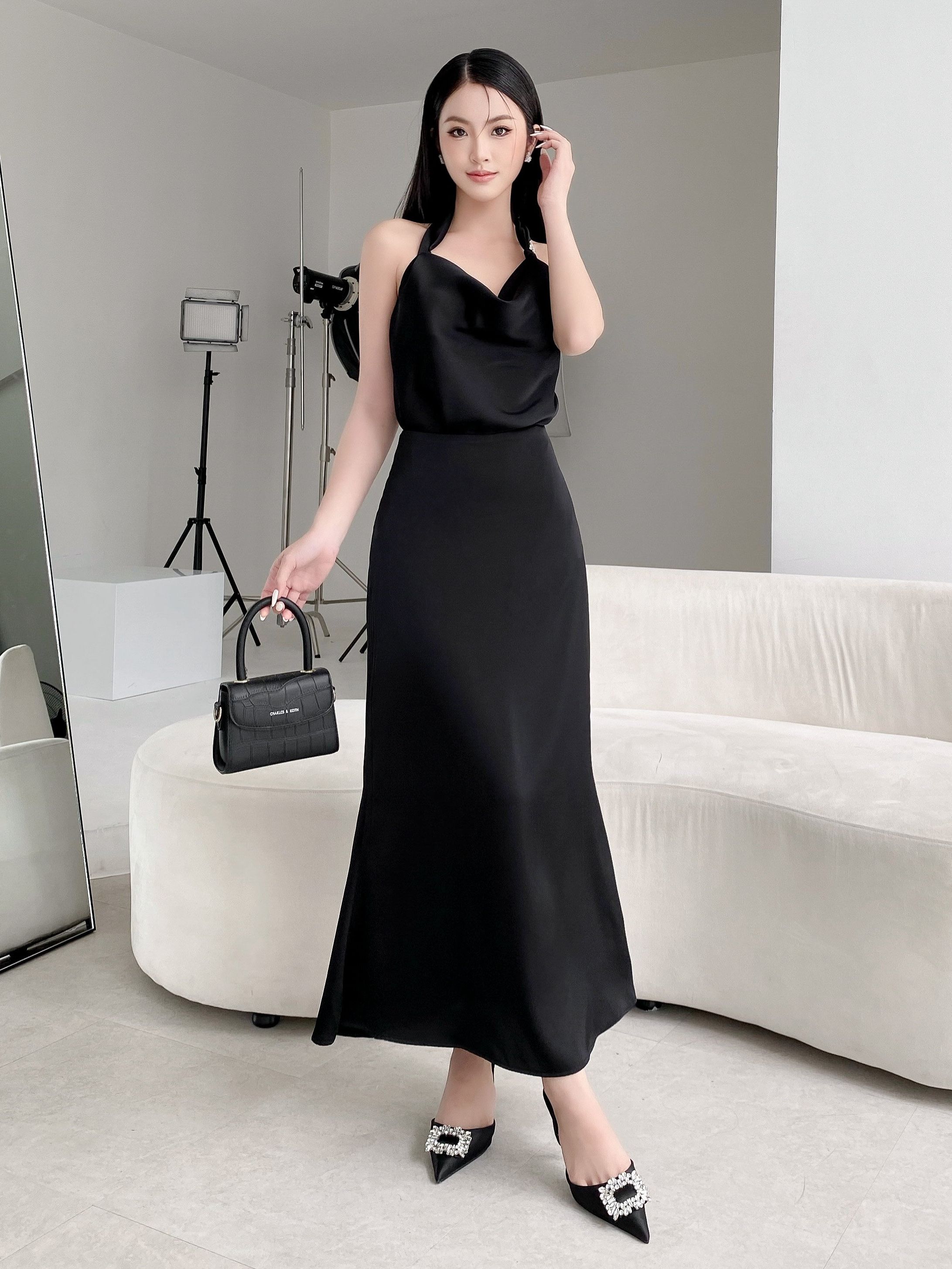 Set áo yếm kèm váy bút chì lụa , Peace House Clothing