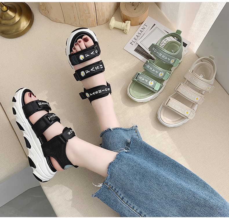 Giày Sandal nữ quai dán hình hoa cúc 3 màu xinh xắn new 2020