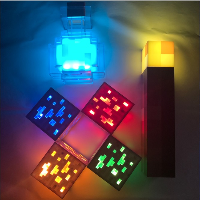 [HCM]Mô hình đồ chơi chính hãng đèn đuốc mine craft