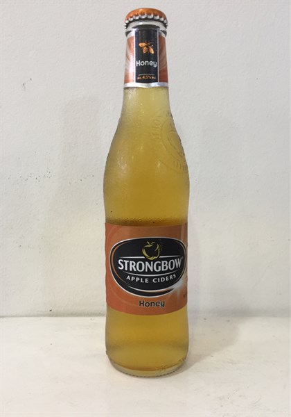 Nước táo lên men StrongBow vị Mật ong 330ml (chai)