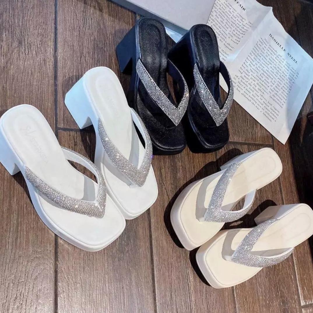  Dép kẹp PU siêu nhẹ 6p quay đá sáng mang tăng 1 size 