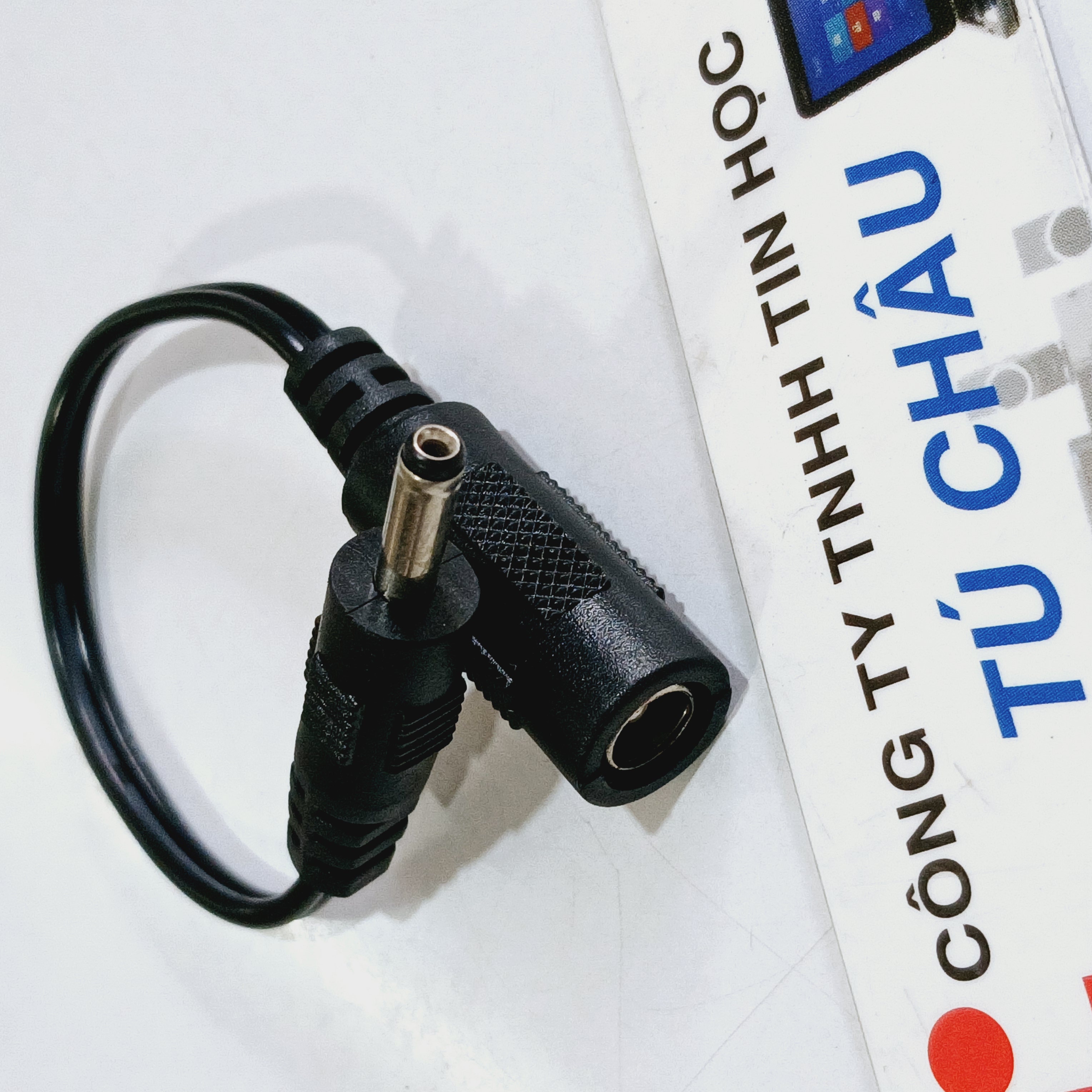 Cáp nguồn DC ra đầu