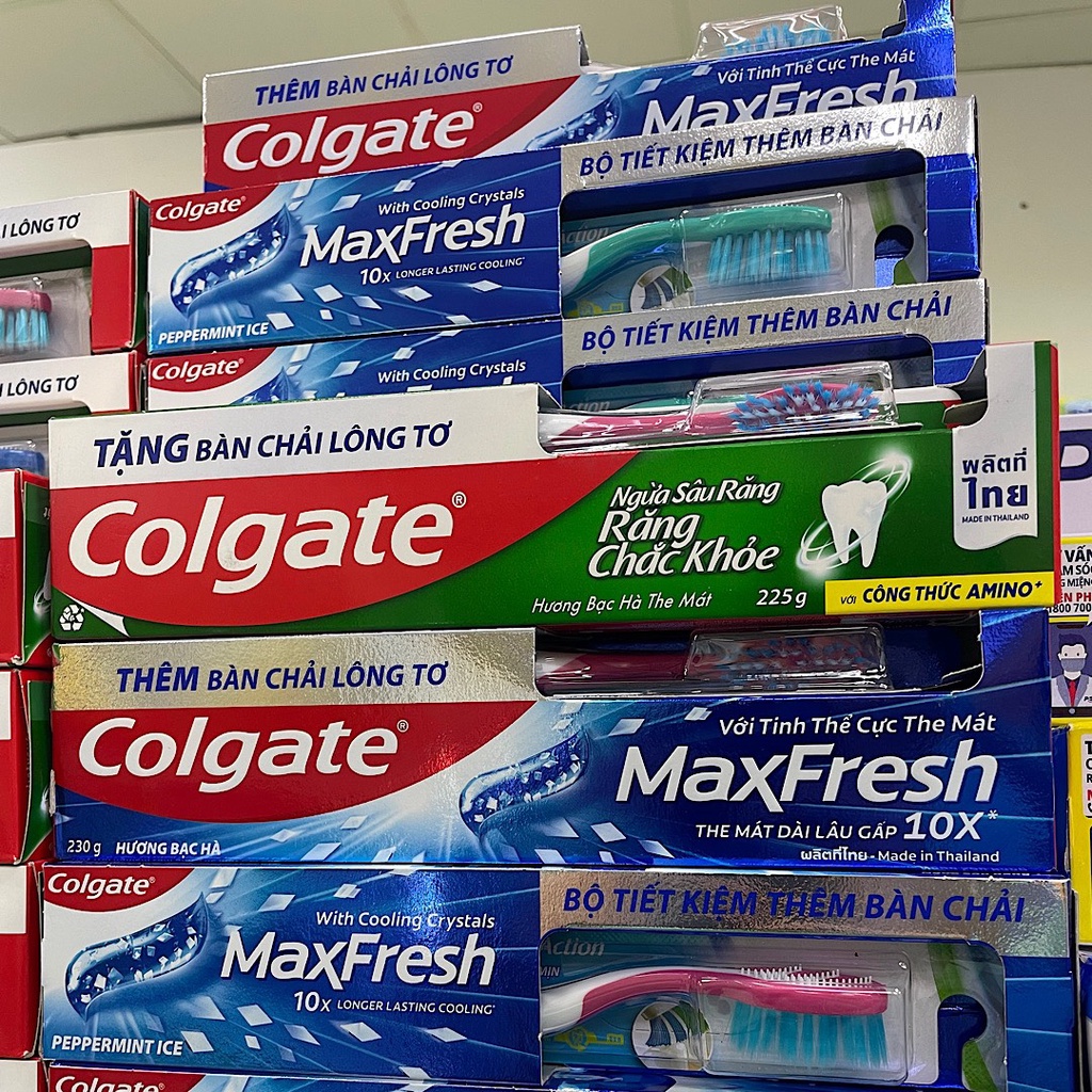 Bộ 4 Kem đánh răng Colgate Maxfresh 230g tặng bàn chải
