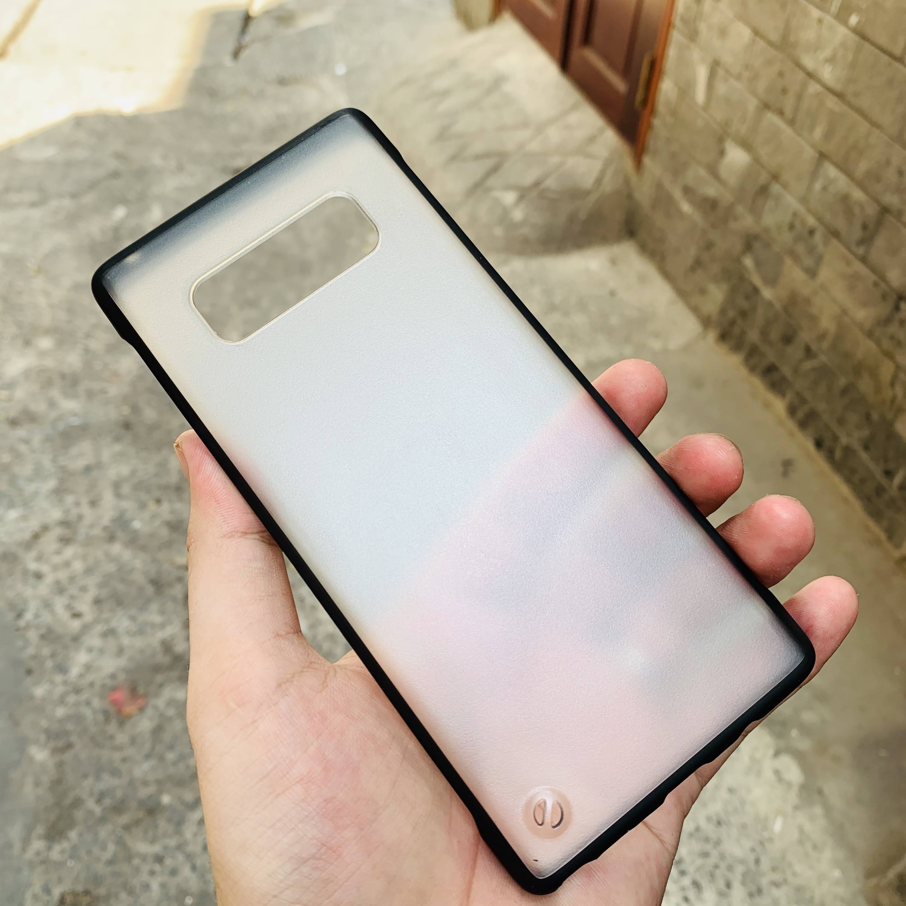 Ốp lưng Samsung Note 8 nửa cạnh
