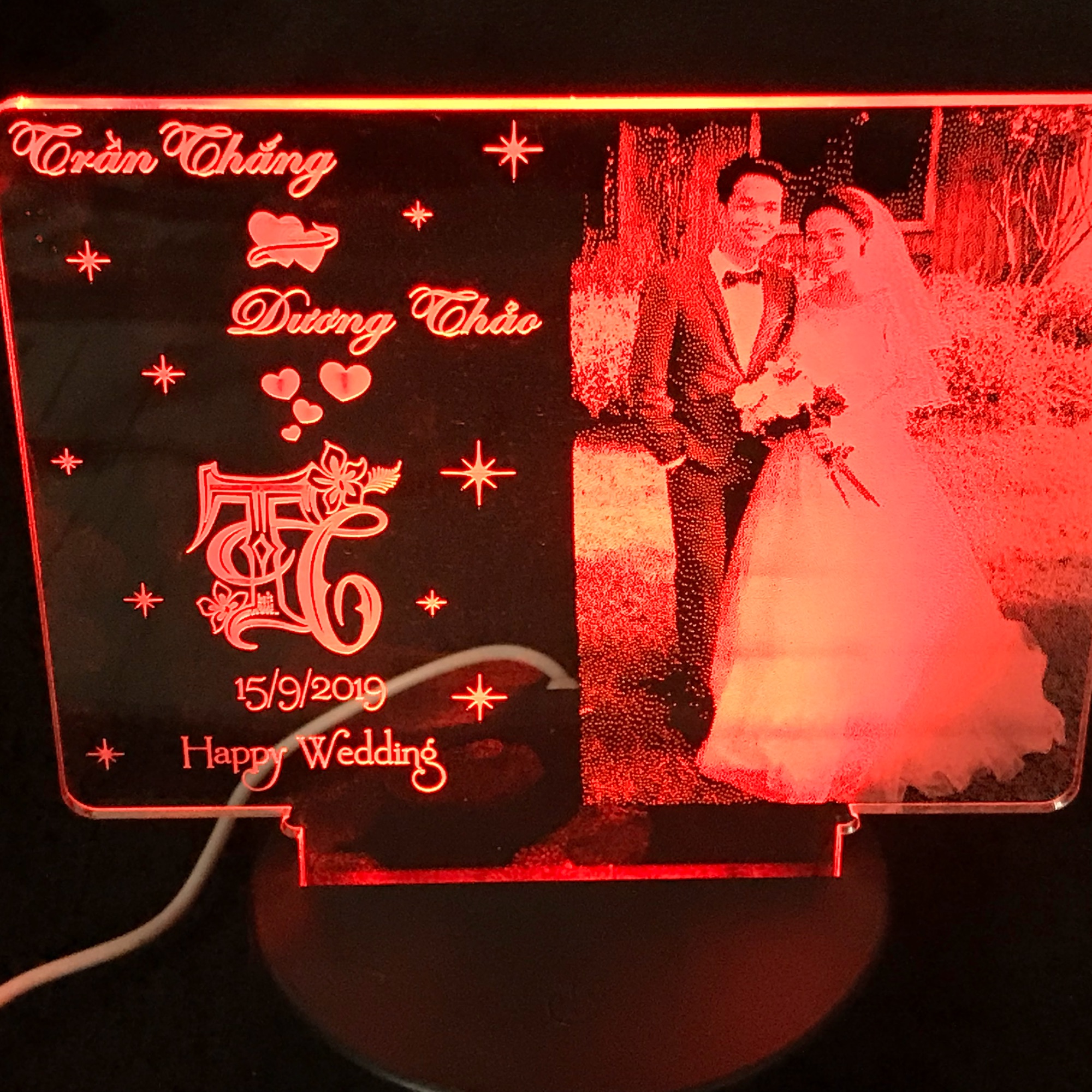 [HCM]Quà tặng ngày cưới - Đèn led khắc ảnh