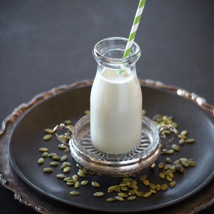 COMBO 5 CHAI THUỶ TINH ĐỰNG SỮA CHUA DÁNG CAO 200ML CÓ NẮP, CHAI THUỶ TINH ĐỰNG NƯỚC ÉP, CHAI ĐỰNG SỮA, CHAI ĐỰNG NƯỚC ĐA NĂNG