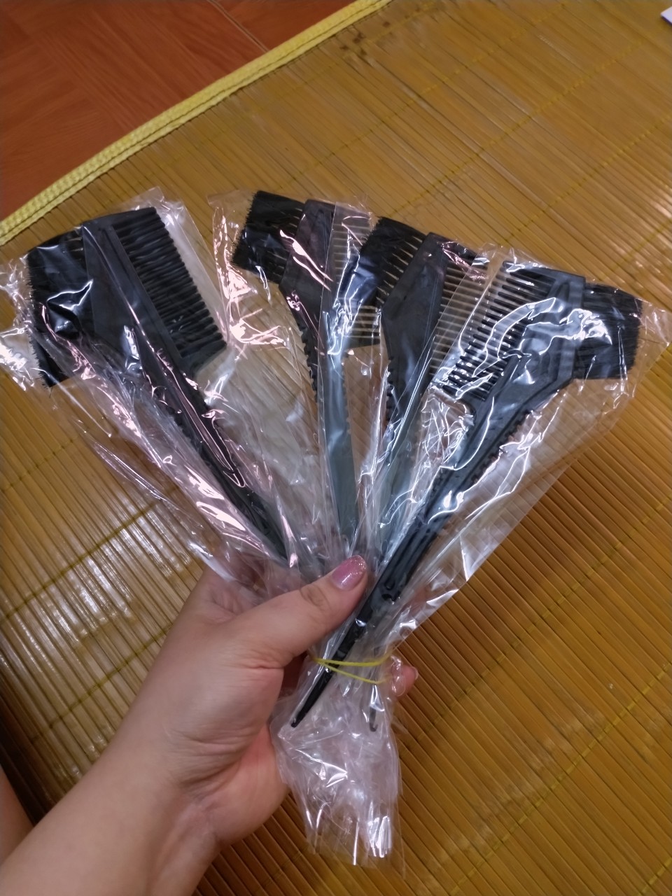 Lược nhuộm tóc 2 đầu tiện lợi loại tốt - chổi nhuộm tóc 2 đầu