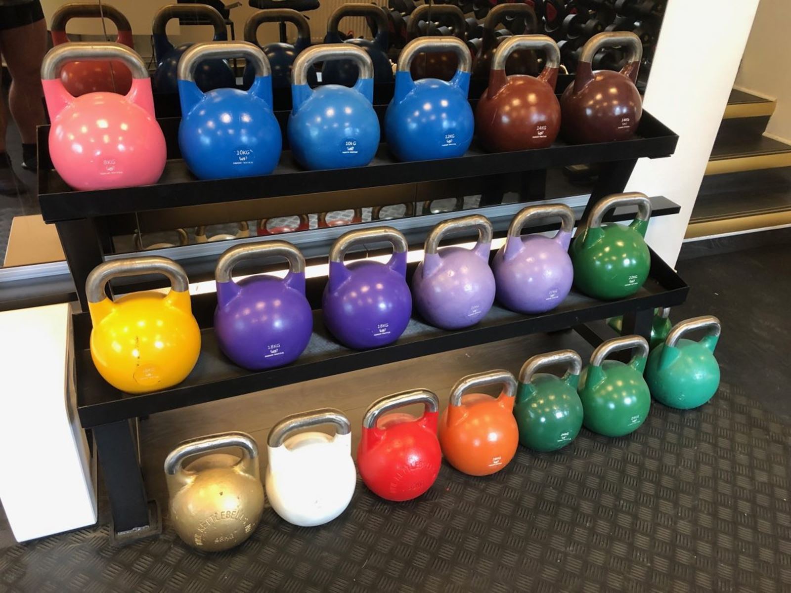 Tạ bình vôi tạ ấm tạ quai xách nhập khẩu màu Competition Kettlebell 8KG