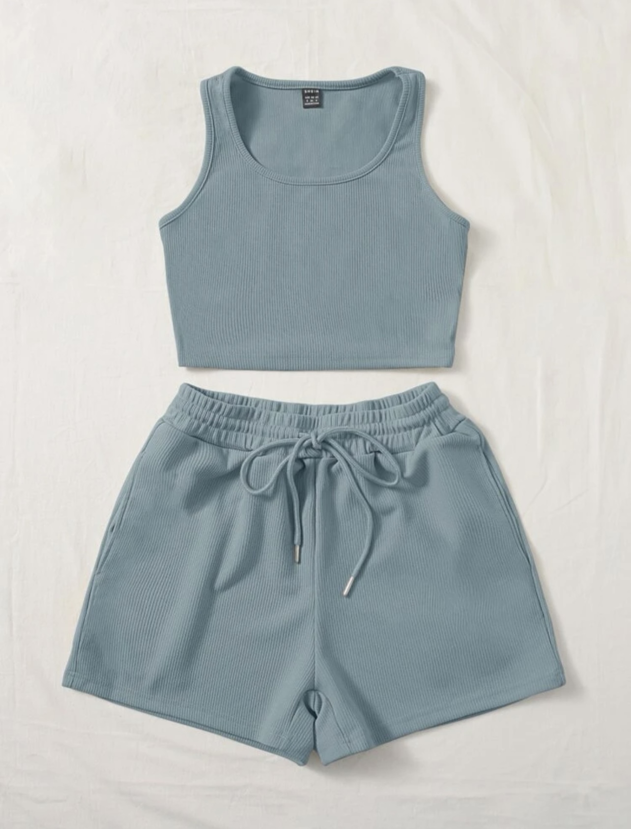 Bộ Quần Áo Nữ, Quần Short, Áo Cổ Tròn Sát Nách Vải Bo Gân Siêu Xinh, Co Giãn Tốt, Thiết Kế Sang Chảnh, Tôn Dáng, Dễ Thương, Đi Chơi, Dạo Phố Đều Đẹp
