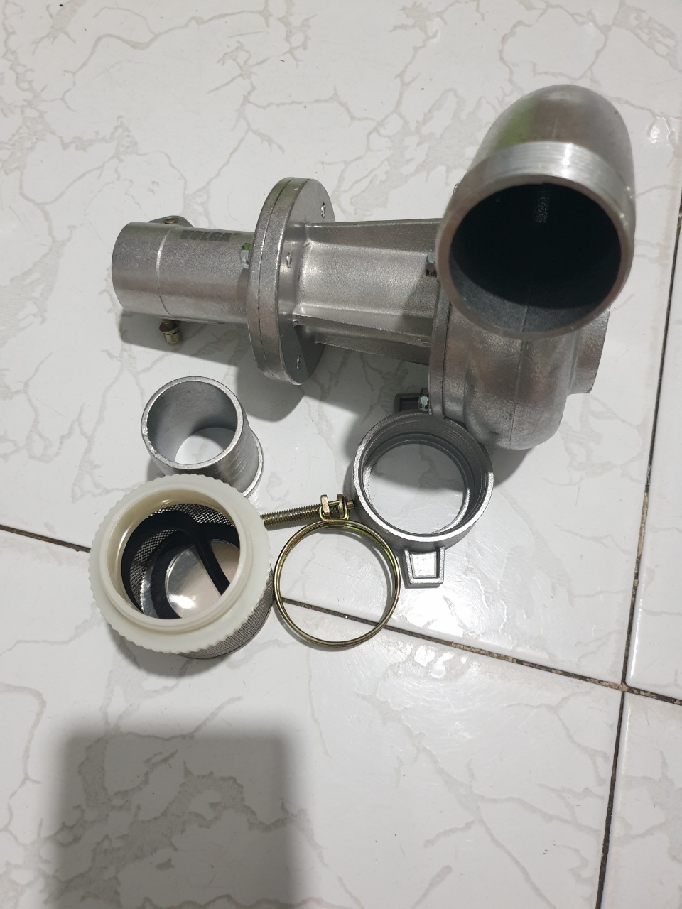 Đầu bơm nước gắn máy cắt cỏ. 28mm - 9 khía