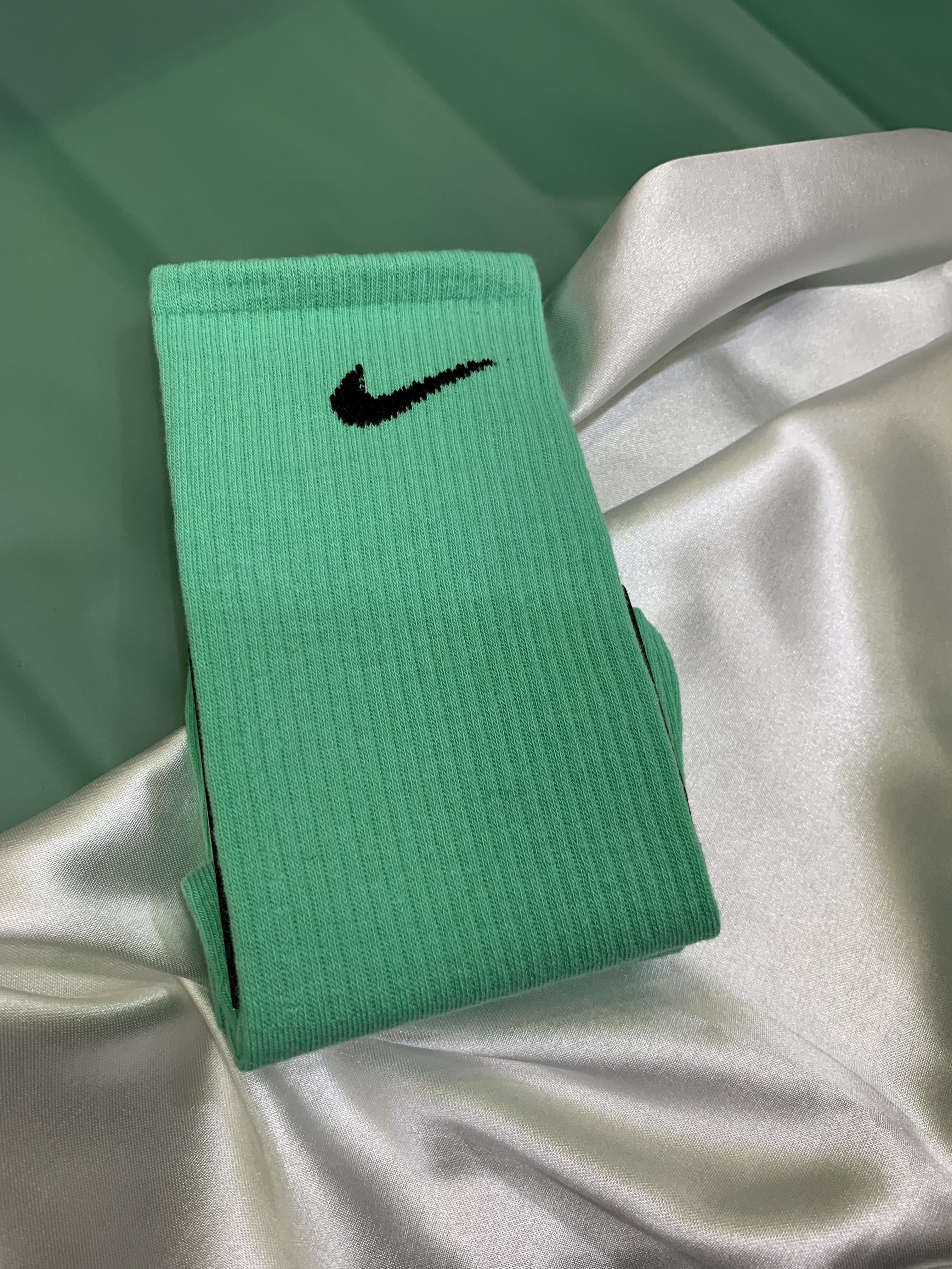 [HCM]Vớ Nike cổ cao màu xanh lá