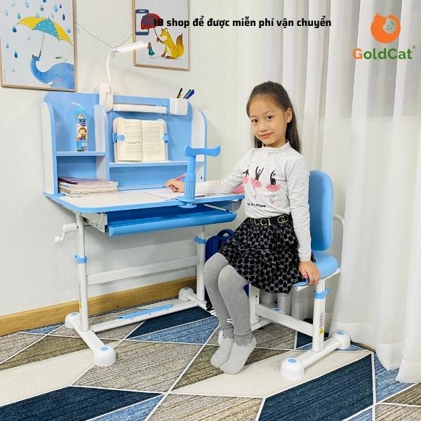 Bàn ghế học sinh thông minh chống gù chống cận cho bé kèm giá sách, đèn học goldcat a80